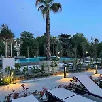 Luxe Sea Daire Aziz Konstantin ve Elena