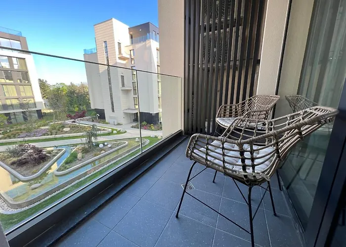 Luxe Sea Apartment Saints Constantine and Helena